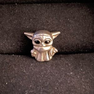 Pandora Star Wars Baby Yoda Mandolorian charm